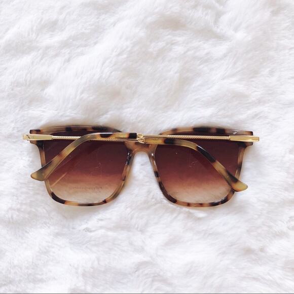 Naomi Tortoise Brown Square Sleek Sunglasses - Picture 7 of 7